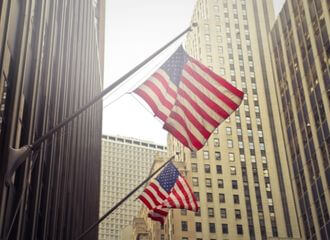 США может поставлять оружие по ленд-лизу не только Украине, но и правительствам других стран Восточной Европы, которые пострадали от вторжения РФ в Украину