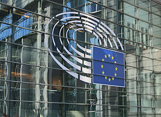 ЕС ввел секторальные санкции против режима в Беларуси