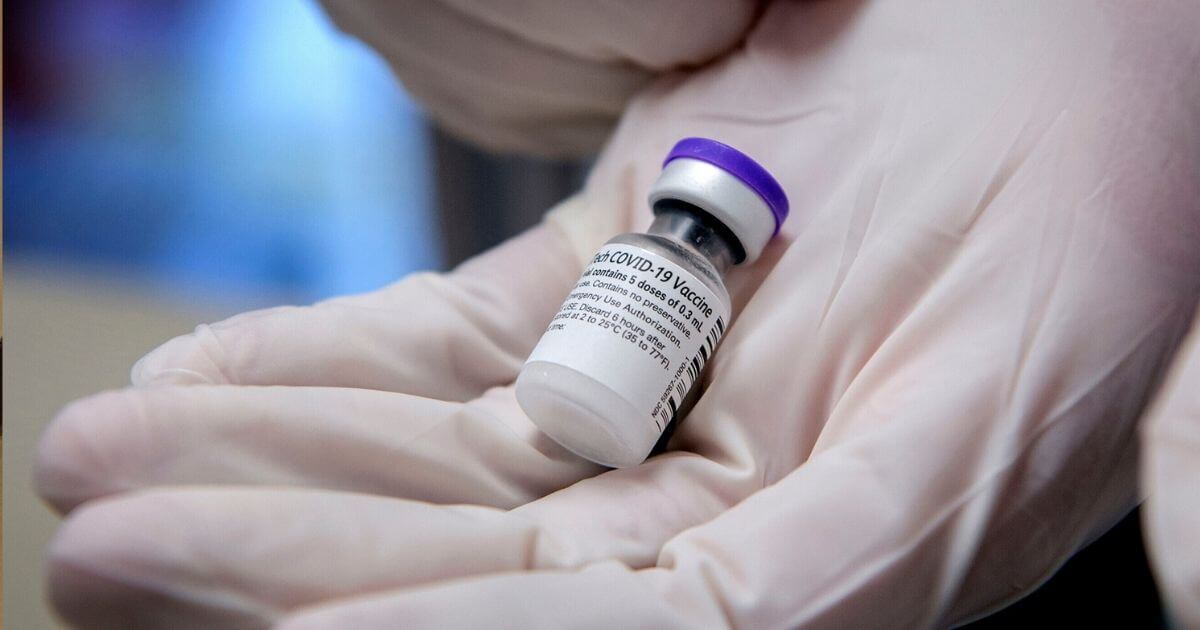 Вячорка: Беларусы маглі атрымаць ухваленыя СААЗ вакцыны яшчэ ў сакавіку