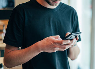 Параўнанне з Беларуссю і падтрымка агрэсіі. Як праўладныя тэлеграм-каналы асвятляюць падзеі ў Казахстане