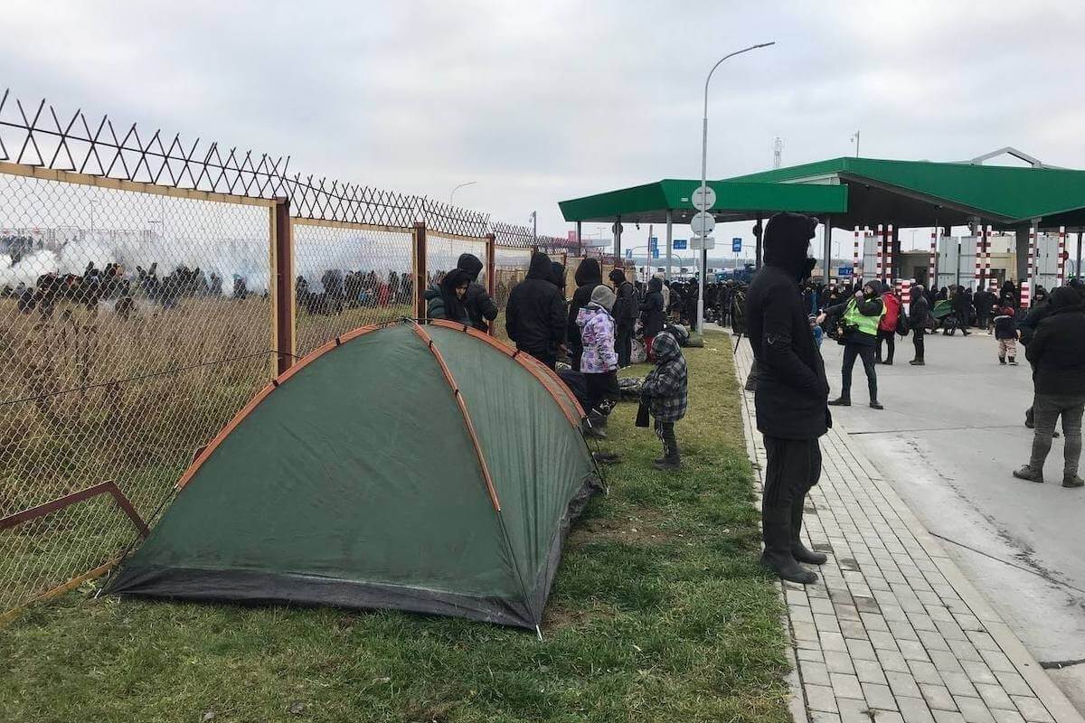 Мигранты на беларусско-польской границе. День 8