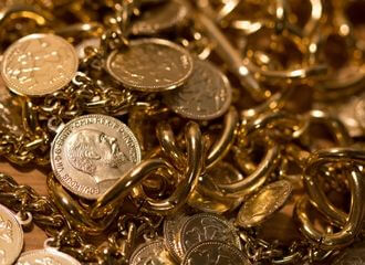 Гомельская таможня изъяла 10 медалей времен Российской Империи