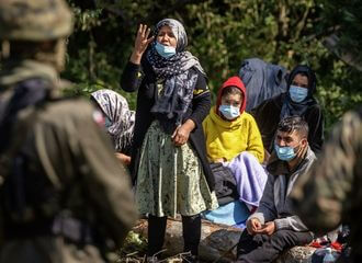 Migrants at the Belarusian-Polish border. Friday. Updated