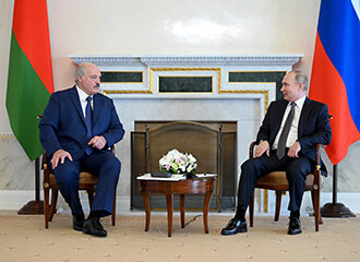 Путин улетает из Беларуси