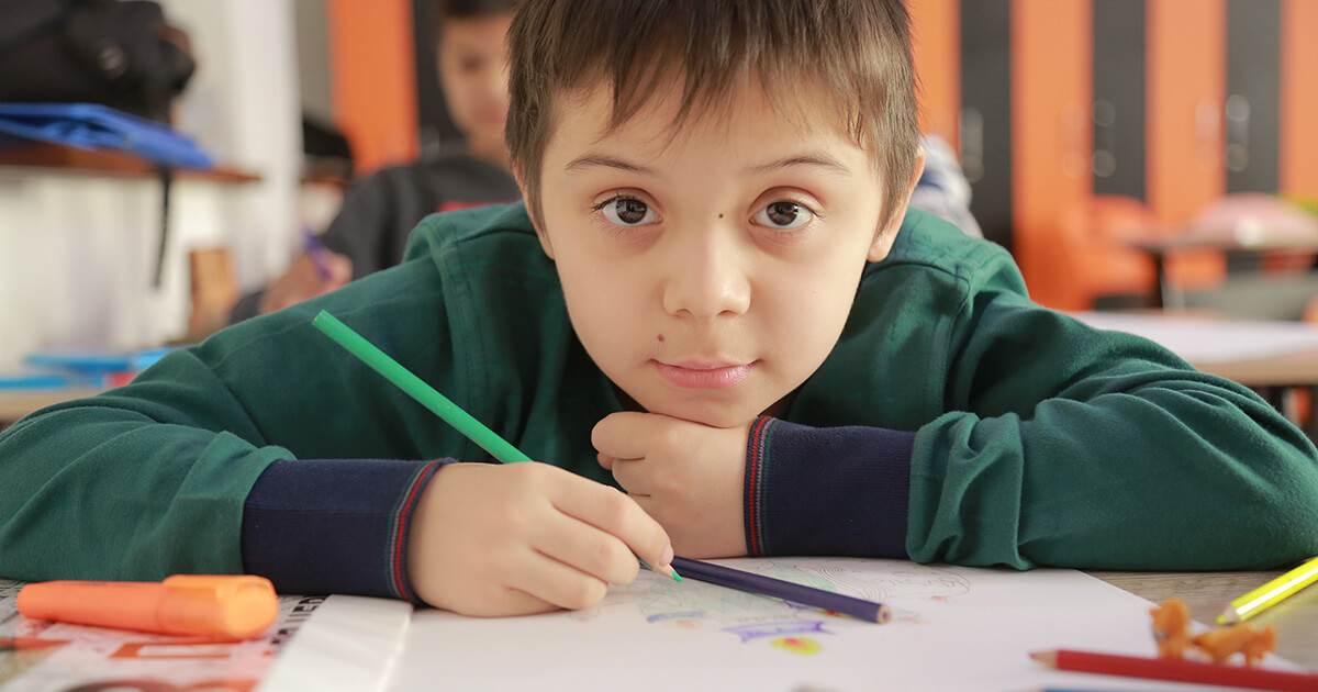 В школах сокращают ставку педагога-психолога и вводят ставку руководителя военно-патриотического воспитания