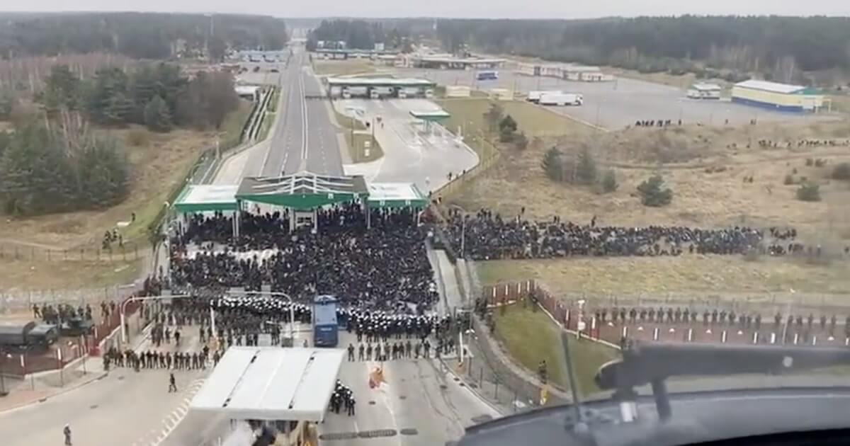 Мигранты на беларусско-польской границе. День 8