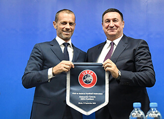 Меркаванне. Раман Шаўцоў пра тое, што УЕФА заплюшчвае вочы на рэпрэсіі з боку АБФФ