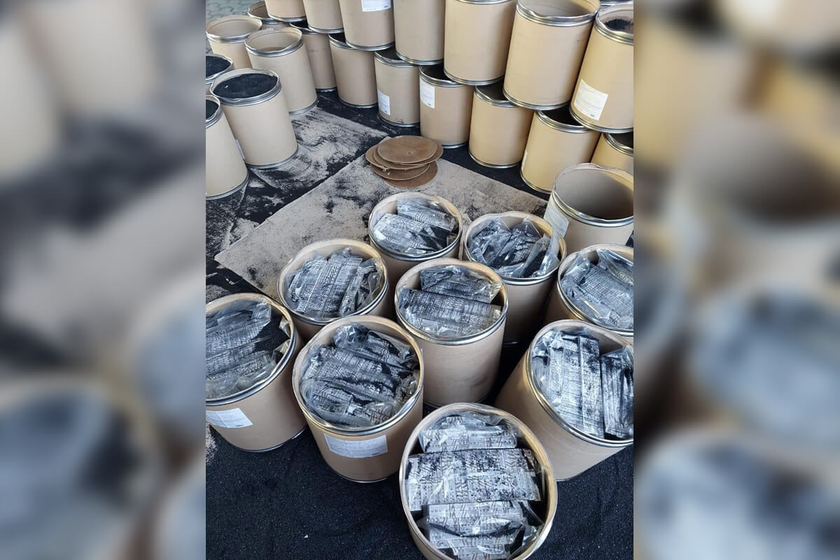 Smuggling of Belarusian cigarettes in barrels with quartz sand is detained in Russia