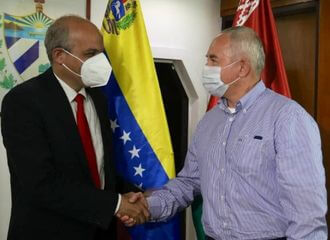 Шейман совершает визит в Венесуэлу, а госСМИ молчат