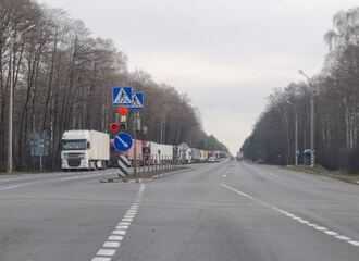 ЕС закрыл границу для фур из Беларуси и России, но есть исключения
