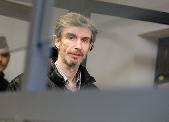 Supporters of Paleckis, convicted of espionage, go to a meeting with Makei