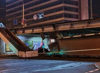 В Минске обвалилась часть моста на Немиге