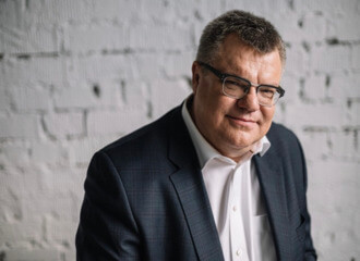 Viktar Babaryka is limited in reading in colony