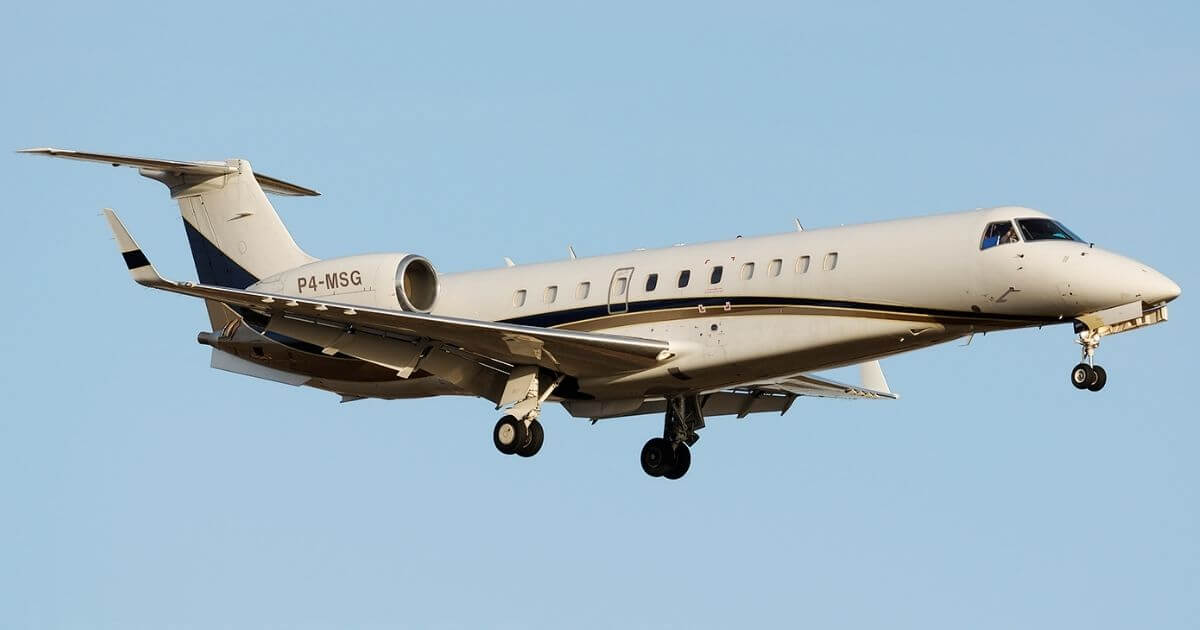 Самолёт Гуцериева под санкциями дважды прилетал в Лондон в январе