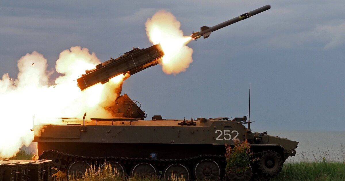 Repulsion of air raid was practiced at the Obuz-Lesnovski training ground