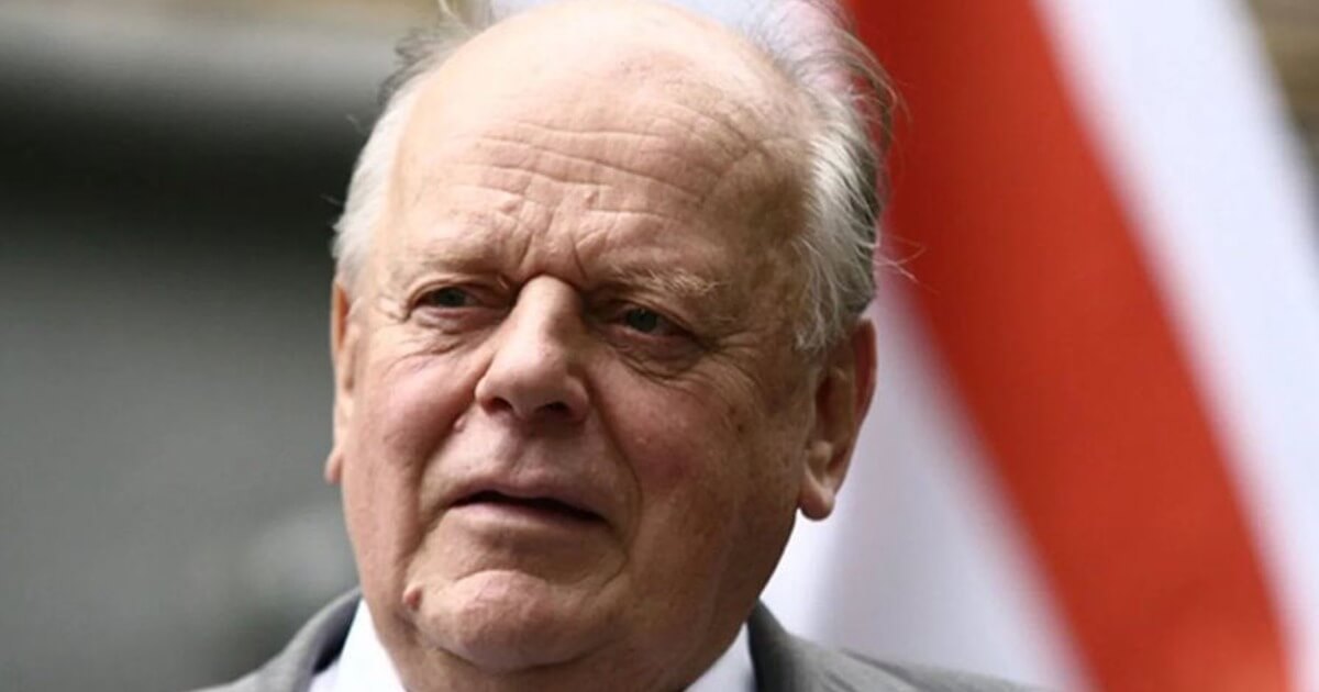 В Минске может появиться улица имени Станислава Шушкевича