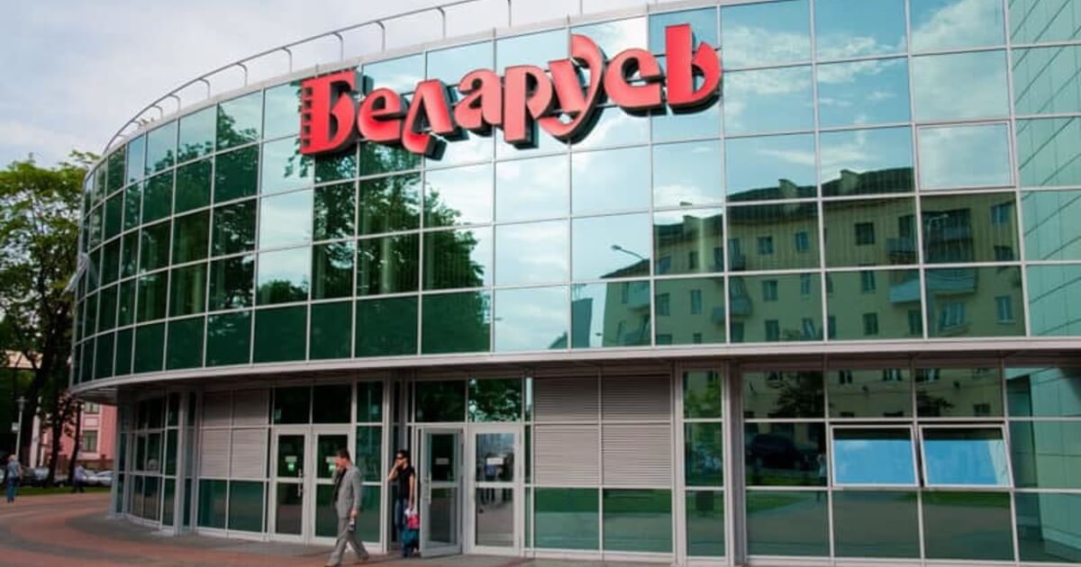 «Купала» и «Хронікі Нарніі» вместо «Брат 2»: Беларусы просят пустить в прокат беларусские фильмы вместо русских боевиков