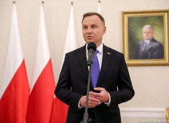 Анджей Дуда подписал поправки к закону, которые позволят беларусам получать гуманитарные ВНЖ и гуманитарные визы в Польше