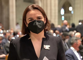 Светлана Тихановская прибыла на прощание с Мадлен Олбрайт