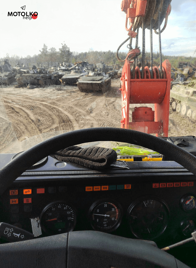 «Best Truck Crane Operator»: Data on a Russian sergeant, who was in the Chernobyl Zone, and now loads equipment in Belarus