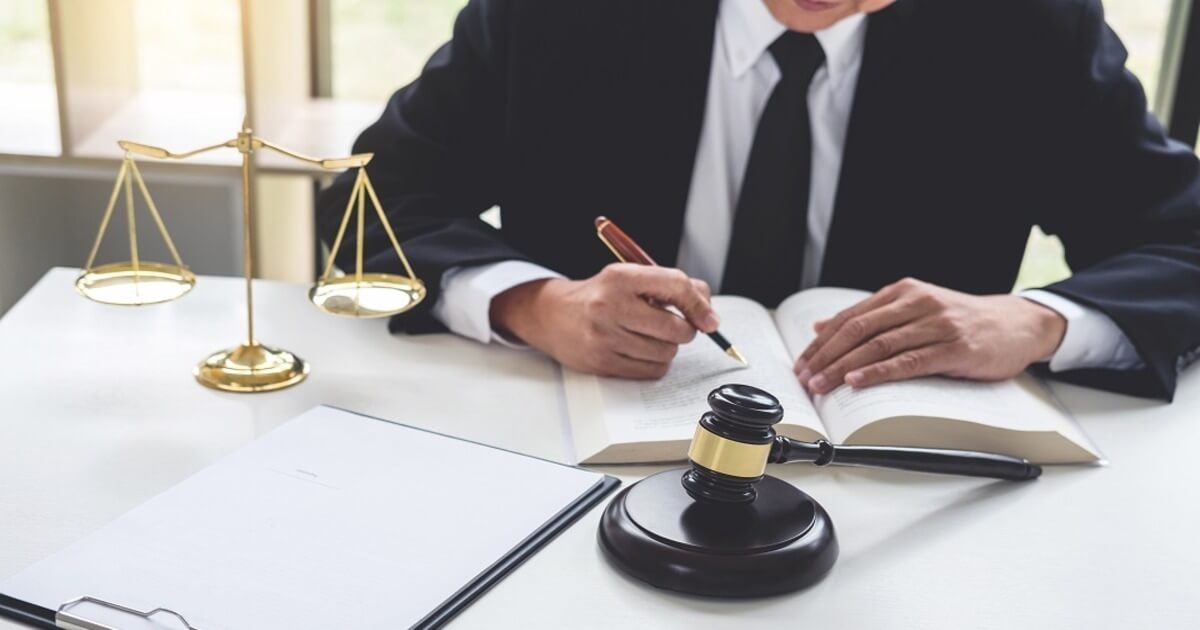 Адвокатской тайны больше нет: министр юстиции РБ потребовал от адвокатов «стучать» на своих клиентов-иностранцев