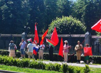 У Мінску прайшла «масавая» акцыя ў падтрымку вайны ва Украіне каля амбасады РФ