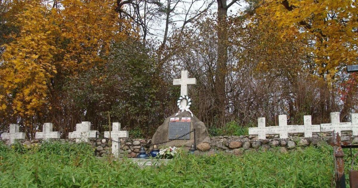 В Гродненской области уничтожили захоронение солдат Армии Крайовой