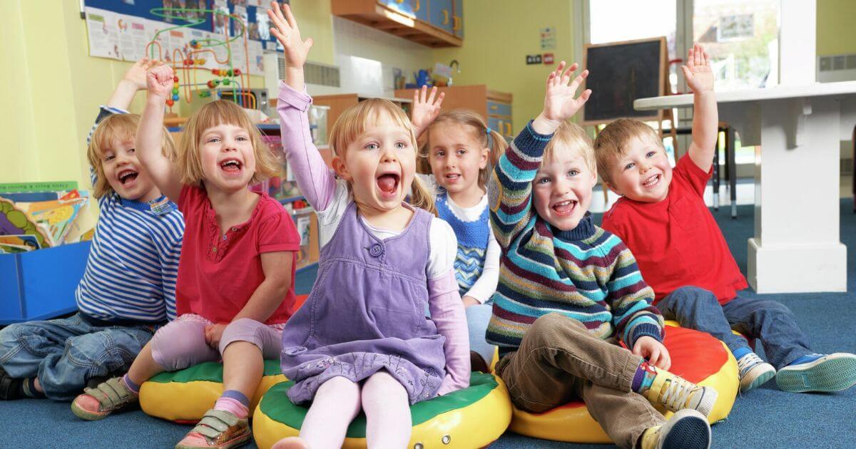 20 литров средства для мытья унитазов? Что нужно принести родителям гомельских детсадовцев к 1 сентября