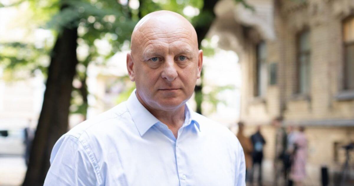 Валерий Сахащик: «Если бы у беларусского народа в 2020 году было бы немного оружия, то было бы совсем по-другому»