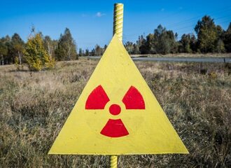 На Лунинецком аэродроме расширяют территорию, но дело это опасное — там повышенный уровень радиоактивного загрязнения