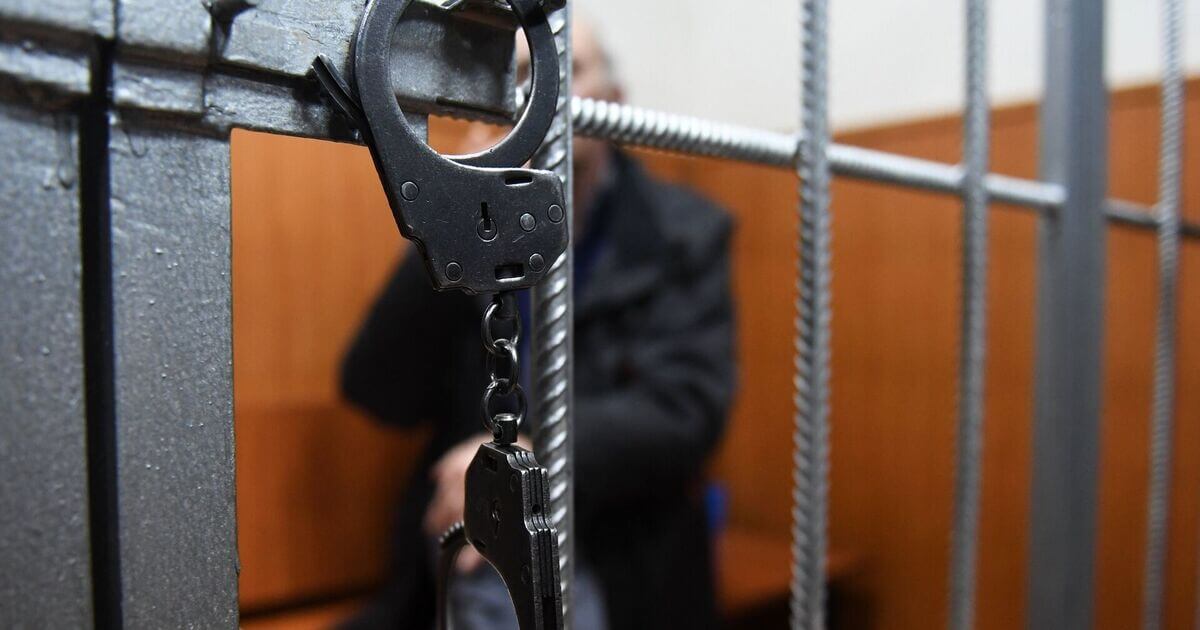 An IT-specialist and his father were arrested. This is the fifth arrest of a whole family in a week