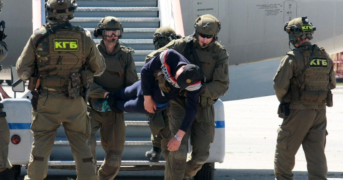 КДБ зможа на паўгода забараняць беларусам пакідаць краіну ў інтарэсах «нацыянальнай бяспекі»