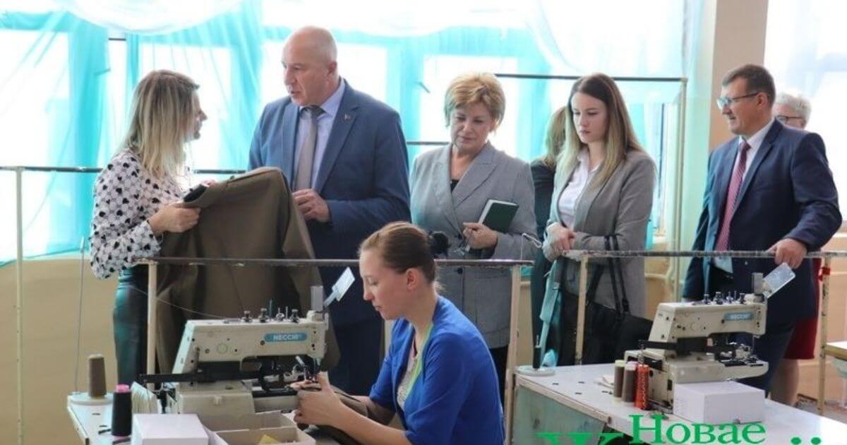 Форма, падшлемнікі і бронекамізэлькі: беларускія прадпрыемствы атрымліваюць замовы на рыштунак для УС РФ