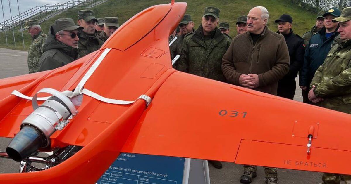 Лукашэнку паказалі «цалкам айчынны» комплекс «Міратворац» з кітайскім рухавіком з AliExpress