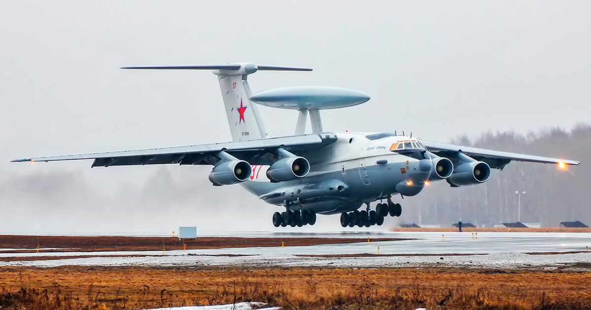 В небе был ДРЛО А-50, МиГ-31К и другие истребители: хронология авиаактивности ВКС РФ за 16 декабря