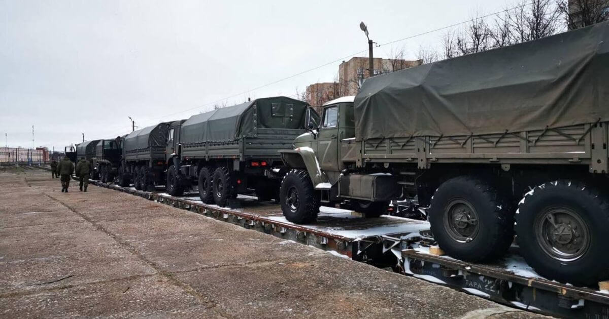 Ночью в Беларусь прибыл ещё один эшелон с солдатами ВС РФ