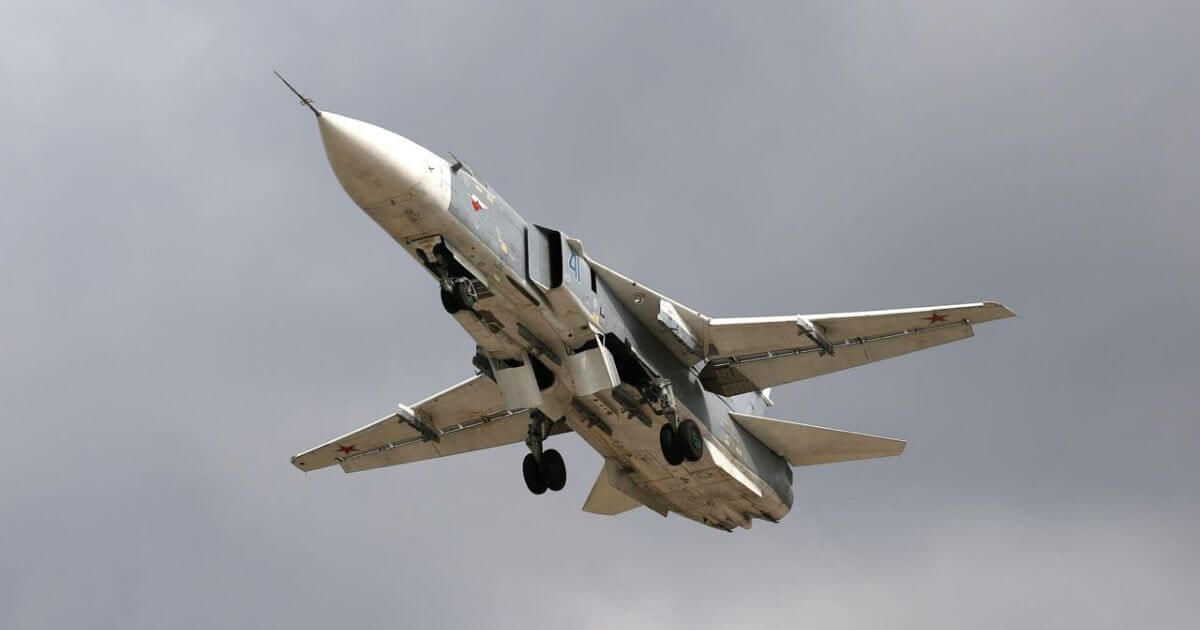 В Беларусь прилетели ещё два бомбардировщика Су-24 ВКС РФ