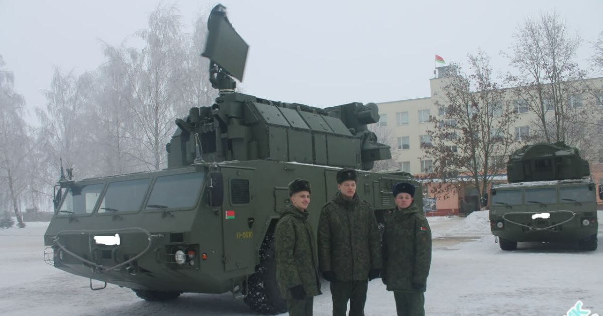 Батарею ЗРК «Тор-М2К» передали в 15-ю зенитную ракетную бригаду