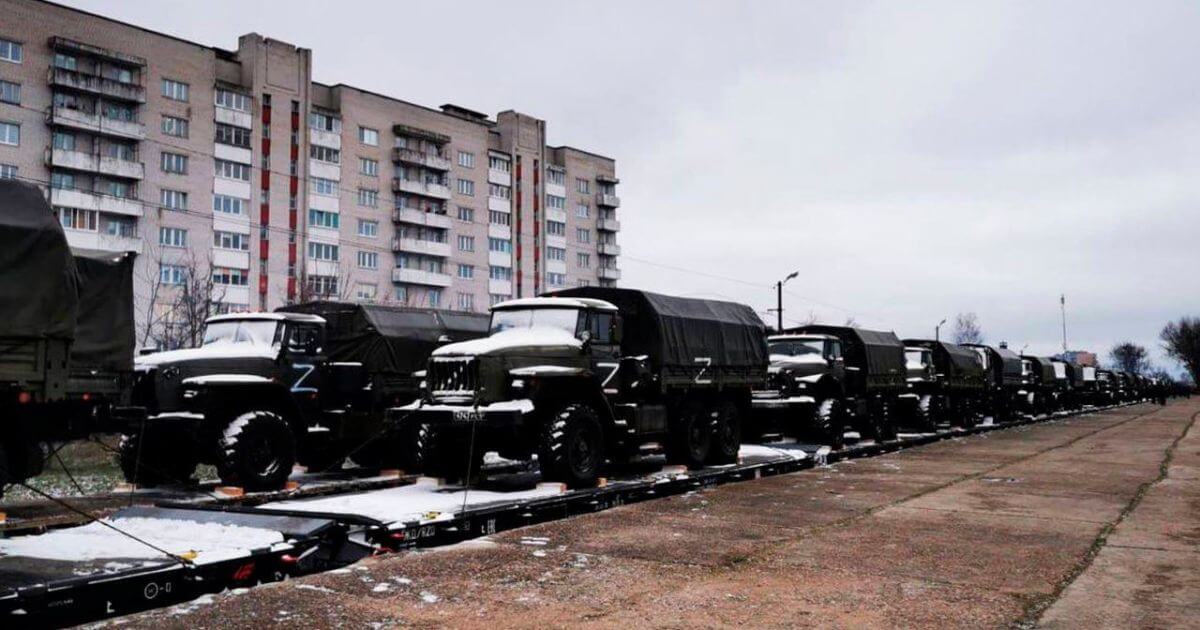 В Беларусь из РФ перебросили ещё не менее 50-и единиц техники ВС РФ