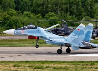 В Беларусь прилетели 8 истребителей ВКС РФ и 4 грузовых борта