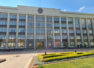 Мингорисполком собирает информацию об украинцах, работающих в госструктурах режима Лукашенко