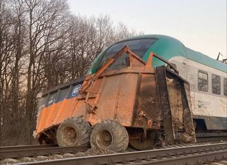 Польскі вытворца цягнікоў адмовіўся рамантаваць цягнік БЧ, які ўрэзаўся ў прычэп з гноем