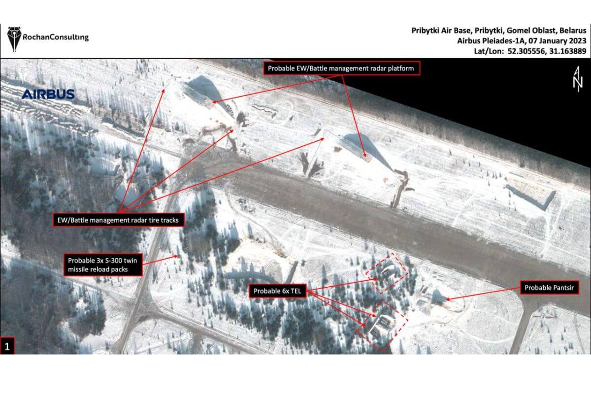 ЗРК «С-300/400» и ЗРПК «Панцирь»: Свежие спутниковые снимки военного аэродрома в «Зябровке»