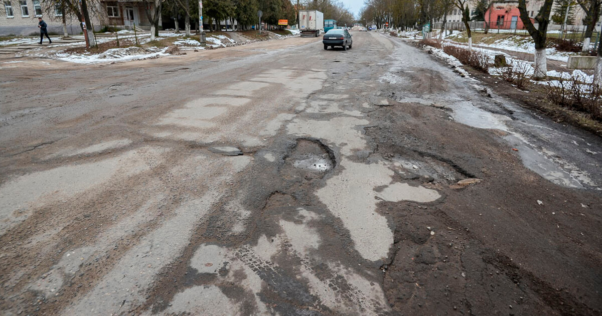 «Мелкотемье», «вбросы» и угрозы милицией: как чиновники Лукашенко реагируют на реальные проблемы беларусов