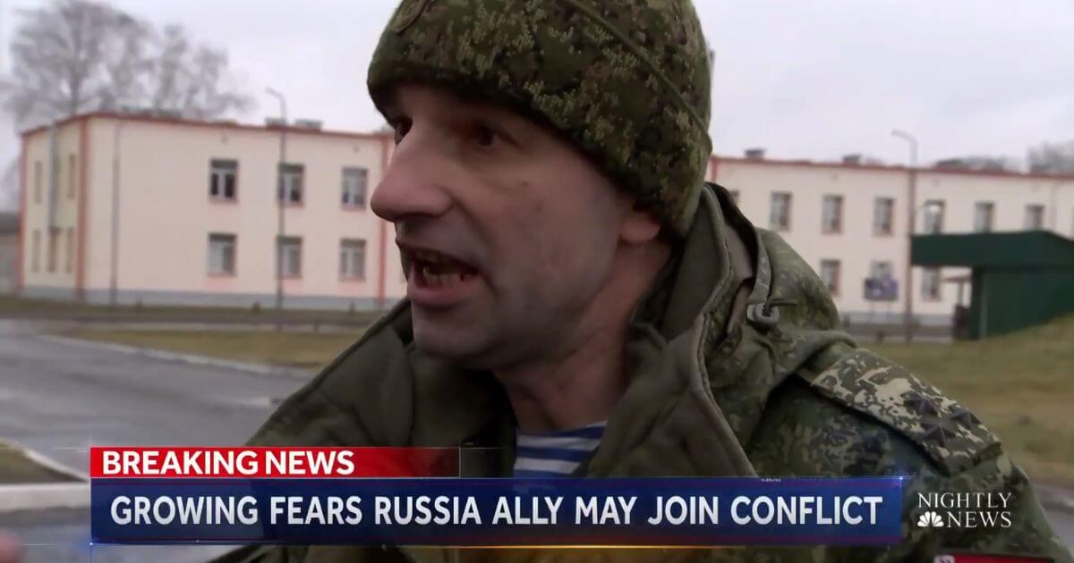 Начальник отдела идеологической работы 38-й бригады ВС РБ хочет всех грызть