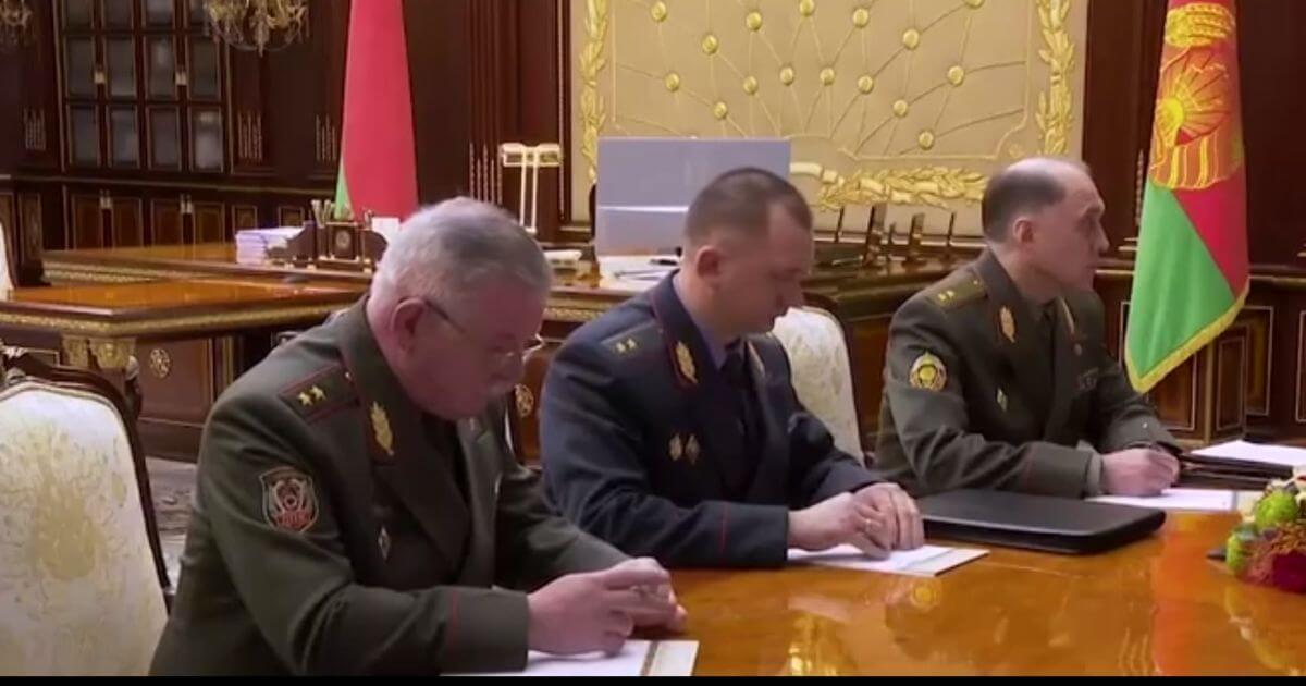 После инцидента в Мачулищах Лукашенко провёл узкое совещание с силовиками