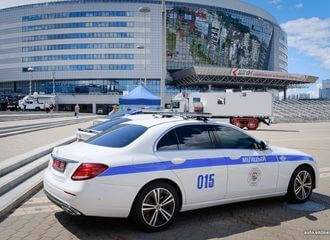 У розных раёнах краіны з раніцы стаяць пасты ДАІ, спыняюць і правяраюць машыны