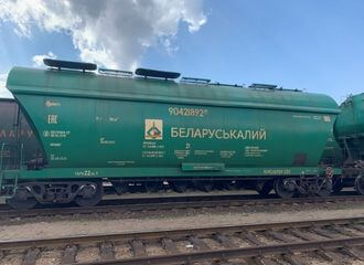 Ukraine arrested 170 cars with Belarusian and Russian fertilizers worth $2.7 million