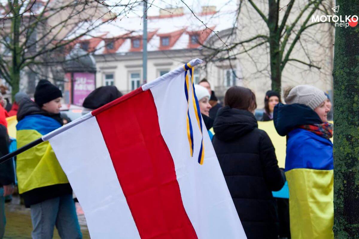 Беларусы в Европе, Азии, Австралии, Южной и Северной Америке вышли на антивоенные акции 24 февраля (много фото)