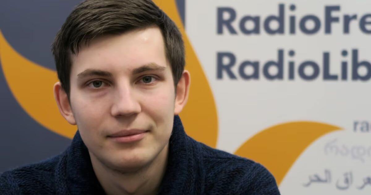 «Порезал себе руку и шею»: Игорь Лосик продолжает находиться в ШИЗО, а не в медсанчасти